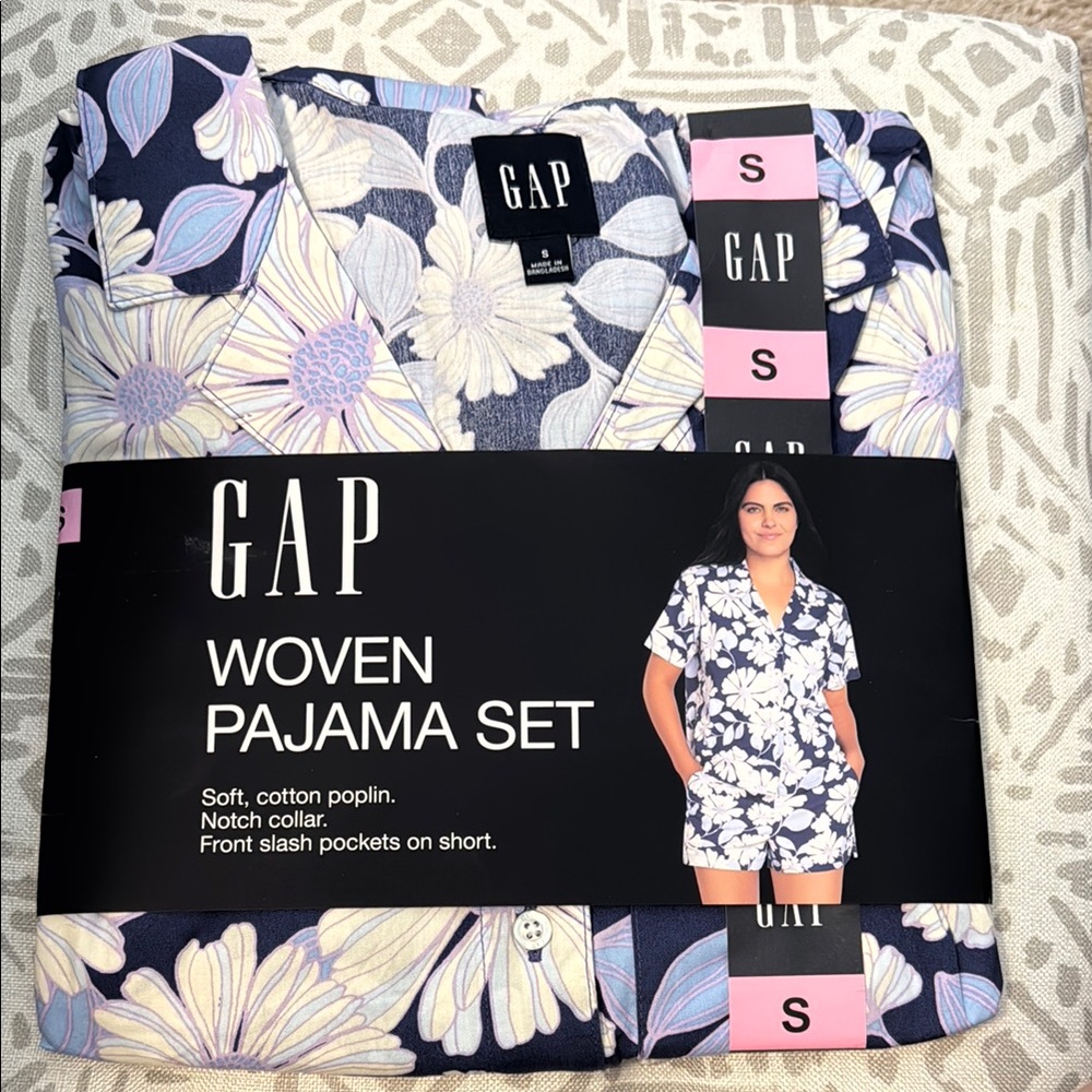 GAP Navy and Lavender Floral Pajama Set